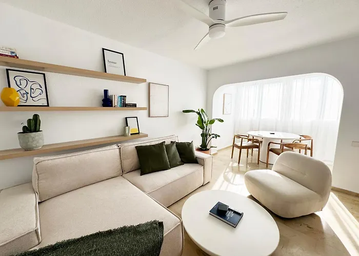 Urban Oasis Apartment *